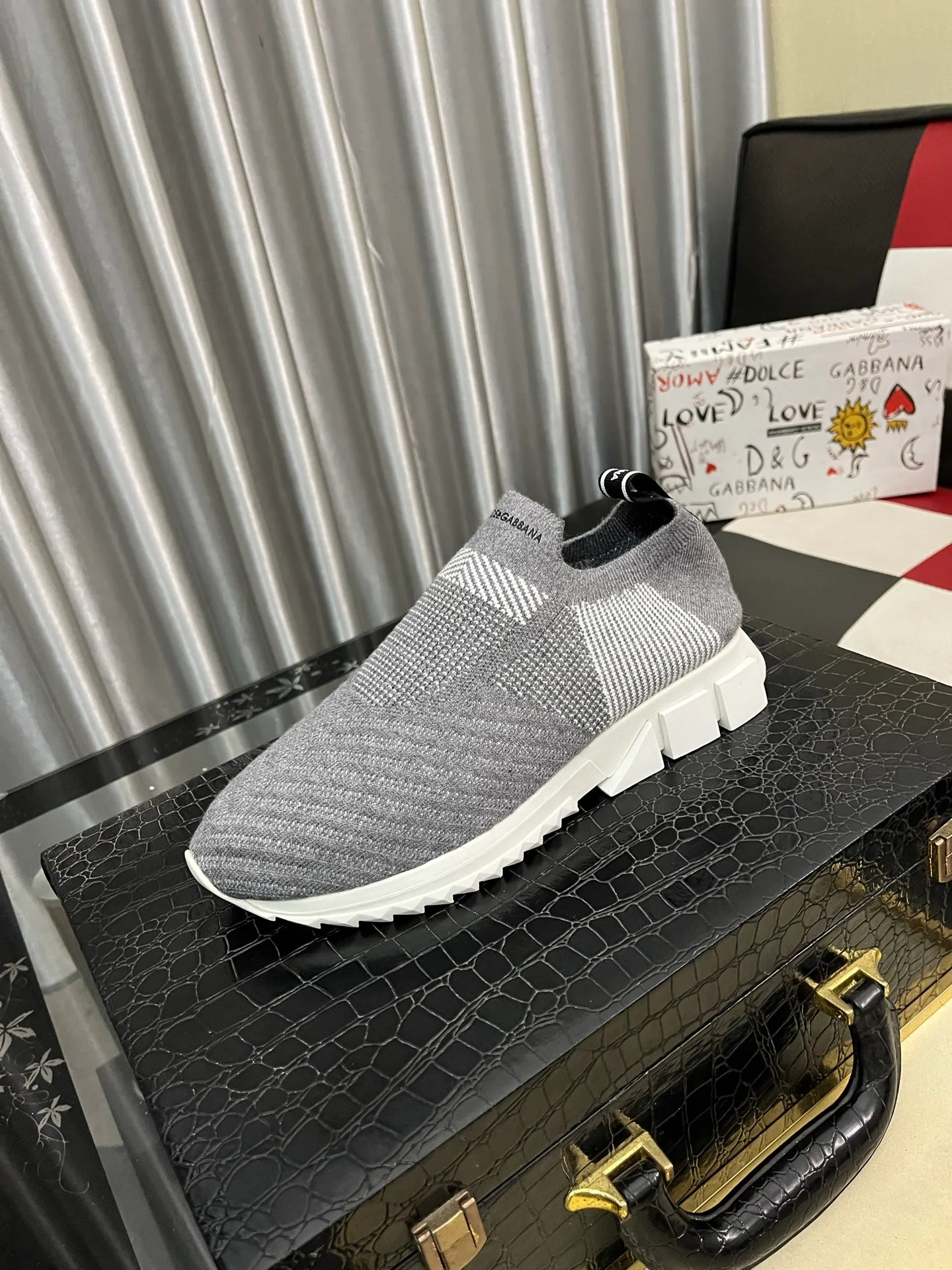 Men's men's shoes💰340⌚️⌚️【DG～】men's casual shoes 2022z cabinet simultaneous sale 🔶🔷🔜The upper is made of cowhide spliced fabric ➕Mesh lining, which is comfortable and breathable. The sole is: the original comfortable and wear-resistant outsole, ⚠️The real thing📱Photographed🎬The real thing is better📢📢📢Size: 35-46